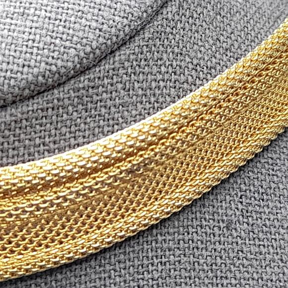 Vintage Small Mesh Collar Necklace, Mid Century, Gold Tone, 14 Inches - Picture 4 of 10